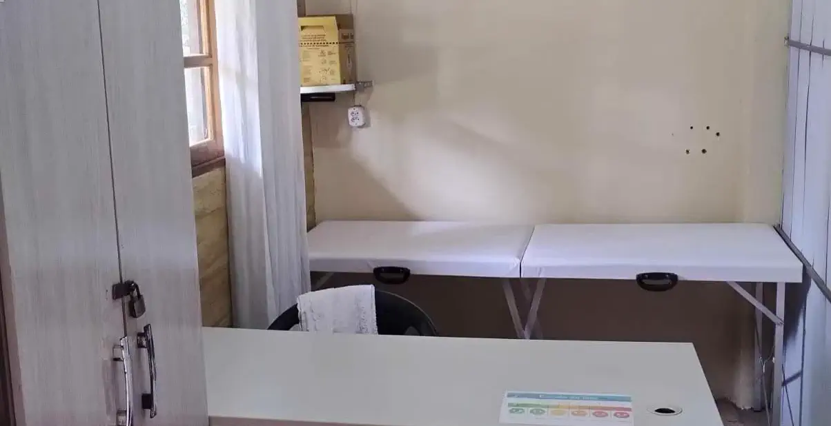 Sala de atendimento e enfermaria